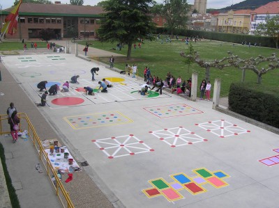 Juegos tradicionales patio colegio (14)