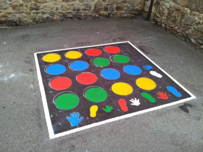 Juegos tradicionales patio colegio (15)