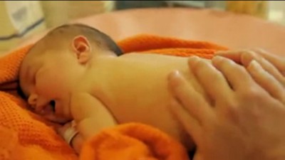 Bebés agua masaje