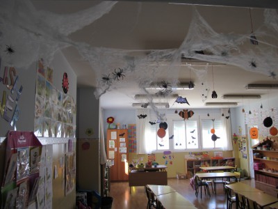 Halloween Aulas pasillos y exteriores (14)