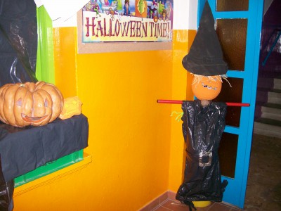 Halloween Aulas pasillos y exteriores (7)