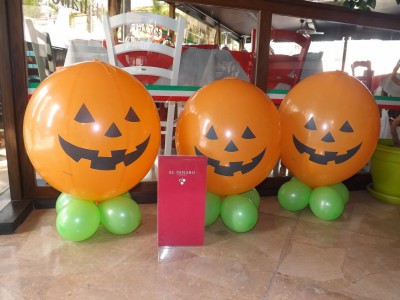 ideas para decorar con globos para niños “Halloween” (13)