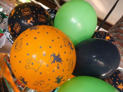 ideas para decorar con globos para niños “Halloween” (16)