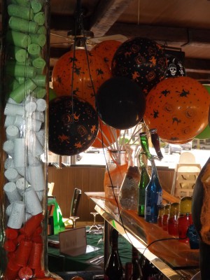ideas para decorar con globos para niños “Halloween” (17)