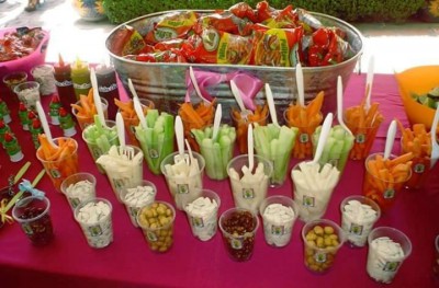 Fuentes y brochetas de frutas (10)