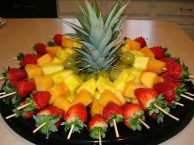 Fuentes y brochetas de frutas (20)